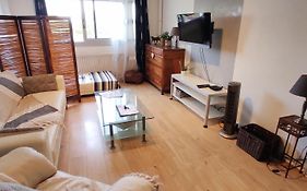 Appartement entier 70m² avec Balcon et Parking en Résidence Fermée
